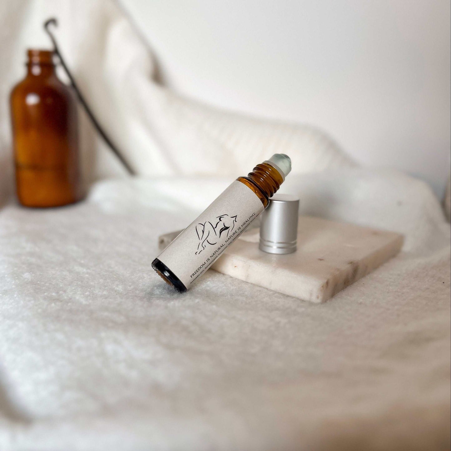 Non-toxic fragrance free of synthetics roll-on Bare Cashmere Essence Roll-On Oil