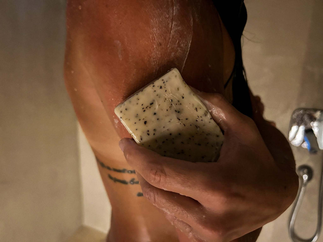 Oil Cleansing Method: How to Wash Your Face with Oil (And Why Tallow Works Better)