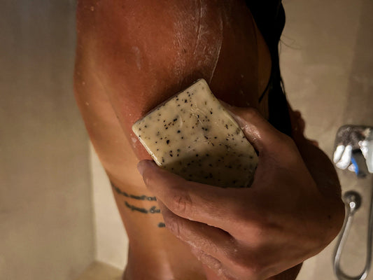 Oil Cleansing Method: How to Wash Your Face with Oil (And Why Tallow Works Better)