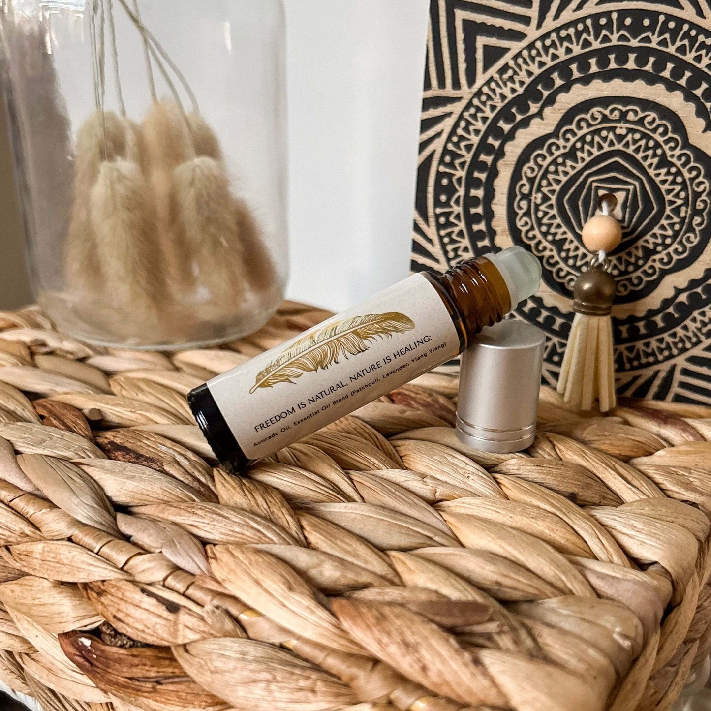clean natural fragrance for everyday confidence Free Spirit Essence Roll-On Oil 